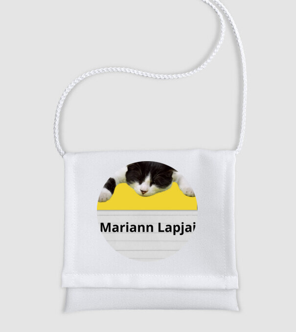  minta fehér pólón